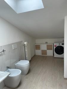 Koupelna v ubytování Kibilù - Brebbia Bilocale con Piscina Parcheggio vicinanze Lago Maggiore