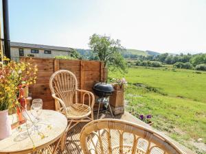 Gallery image of Hawthorn Hut in Llanidloes