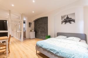 Studio HyperCentre Strasbourgにあるベッド