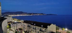 Studio Le Grand Bleu Fshh