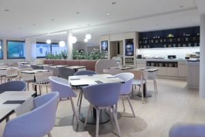 Restaurace v ubytování Hôtel Antares & Spa