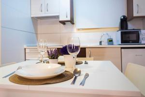 Apartamento Buen Camino的厨房或小厨房