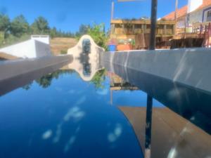 Hồ bơi trong/gần Casa Amador Charming 2 bedrooms house in Alcacer