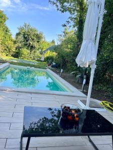 Bassein majutusasutuses Tallian Lodge või selle lähedal