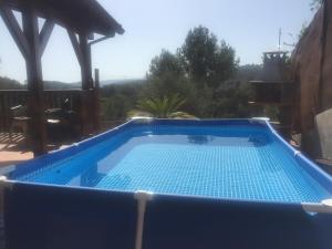 Bazén v ubytování Casa de Madera en Calafell nebo v jeho okolí