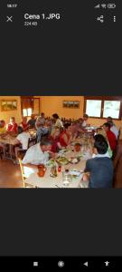 Albergue de peregrinos Santa Marina餐廳或用餐的地方
