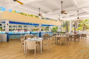 Restaurace v ubytování GR Solaris Lighthouse - All Inclusive