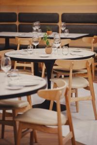 Restaurace v ubytování Met Hotel
