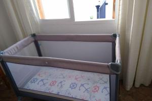 Posteľ alebo postele v izbe v ubytovaní Apartment near La Mata beach