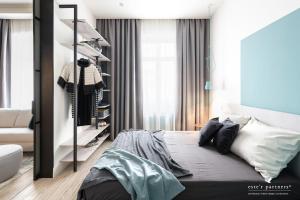 Posteľ alebo postele v izbe v ubytovaní White Boat Apartment BLUE