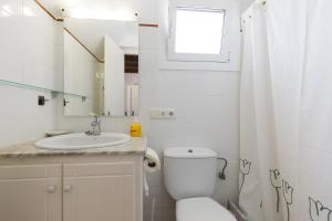 A bathroom at Holiday Home - Son Vida