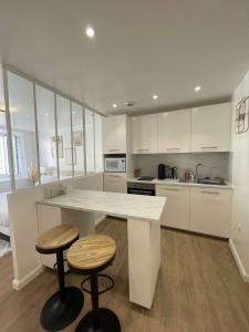 Η κουζίνα ή μικρή κουζίνα στο Appartement Dampierre en yvelines +2 φωτογραφίες