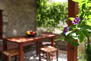 A garden outside Menelia Cottage