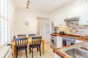 Gallery image of Apartment 1 Llewellan in Carbis Bay