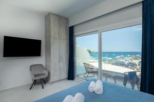 Gallery image of MK Summer Breeze Luxury Apartments in Agia Pelagia