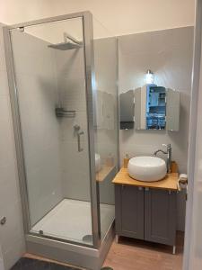Kylpyhuone majoituspaikassa Belappart