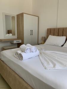 Postel nebo postele na pokoji v ubytování Mediterranean Apartments