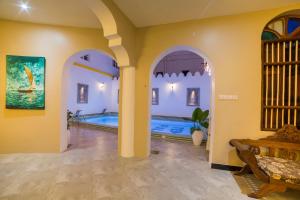 Bassein majutusasutuses Tembo Palace Hotel või selle lähedal