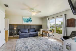 Gallery image of Sun-Drenched Sojourn in Marco Island