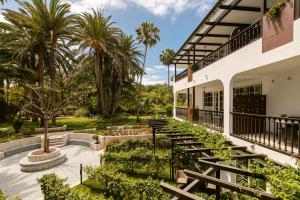 A garden outside Eden Meloneras by TAM Resorts