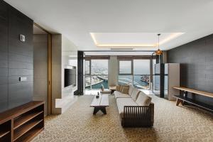 Gallery image of Hotel Adela in Busan