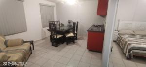 Giường trong phòng chung tại Hermoso departamento Casa Lirio (Real Solare) +6 ảnh