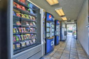 Fotografie z fotogalerie ubytování Motel 6-Kingman, AZ - Route 66 East v destinaci Kingman