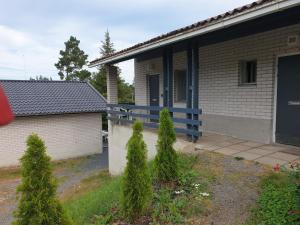 Budova, kde se apartmán nachází + 3 fotografie