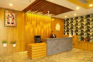 Ο χώρος του λόμπι ή της ρεσεψιόν στο The Sky Imperial - Shahi Hotels & Resort