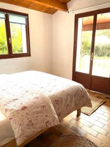 Posteľ alebo postele v izbe v ubytovaní Magnifique villa avec piscine à La Palmyre