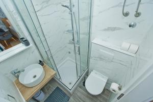 Hvar Deluxe Rooms的一间浴室