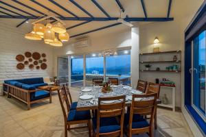 Gallery image of SaffronStays Kaia Waters by Kosha Villas, Pawna - Greek style villa with panoramic view of Pawna lake in Kolvan