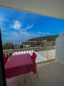 Balkon lub taras w obiekcie Apartments Marija Magdalena