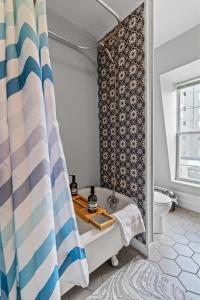 Fotografie z fotogalerie ubytování McKay Manor on Duckworth v destinaci St. John's + 27 fotografií