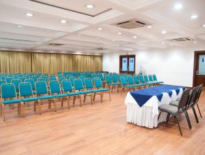 Área de negócios e/ou sala de conferências em Hotel Dan Inn Planalto São Paulo