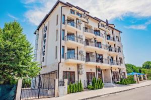 Gallery image of Hotel Santa Maria in Obzor