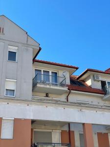 Budova, v ktorej sa apartmán nachádza