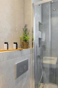 Koupelna v ubytování Amalthia Luxury Suites