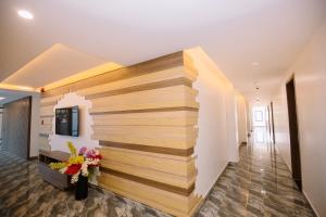 Μια τηλεόραση ή/και κέντρο ψυχαγωγίας στο Binh Long Hotel