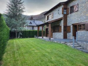 Fotografie z fotogalerie ubytování Casa de fusta al cor dels Pirineus v destinaci Ribera de Montardit