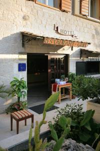 Το κτήριο όπου στεγάζεται  το ξενοδοχείο