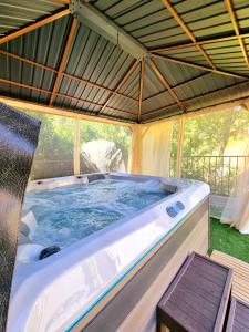 Fotografie z fotogalerie ubytování Les Rêves d'Eden Gite dans Mas Cévenol -SPA privatif v destinaci Carnoulès