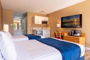 Kuchyň nebo kuchyňský kout v ubytování Ocean Crest Motel