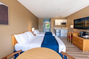 Kuchyň nebo kuchyňský kout v ubytování Ocean Crest Motel