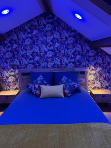 Кровать или кровати в номере Justcozy chambre indépendante #4