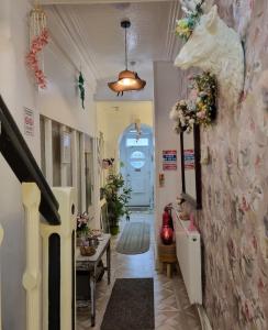 Foto de la galería de TIFFY'S PLACE Adult Guest House en Blackpool