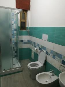 Un baño de Appartamento Sole e Mare