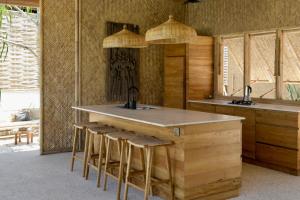 Fotografie z fotogalerie ubytování The Cabins Sandy Bay v destinaci Nusa Lembongan