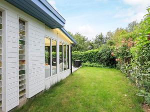 Zahrada ubytování Holiday home Karrebæksminde LIII