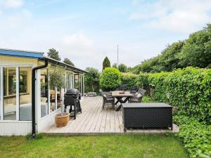 Zahrada ubytování Holiday home Karrebæksminde LIII